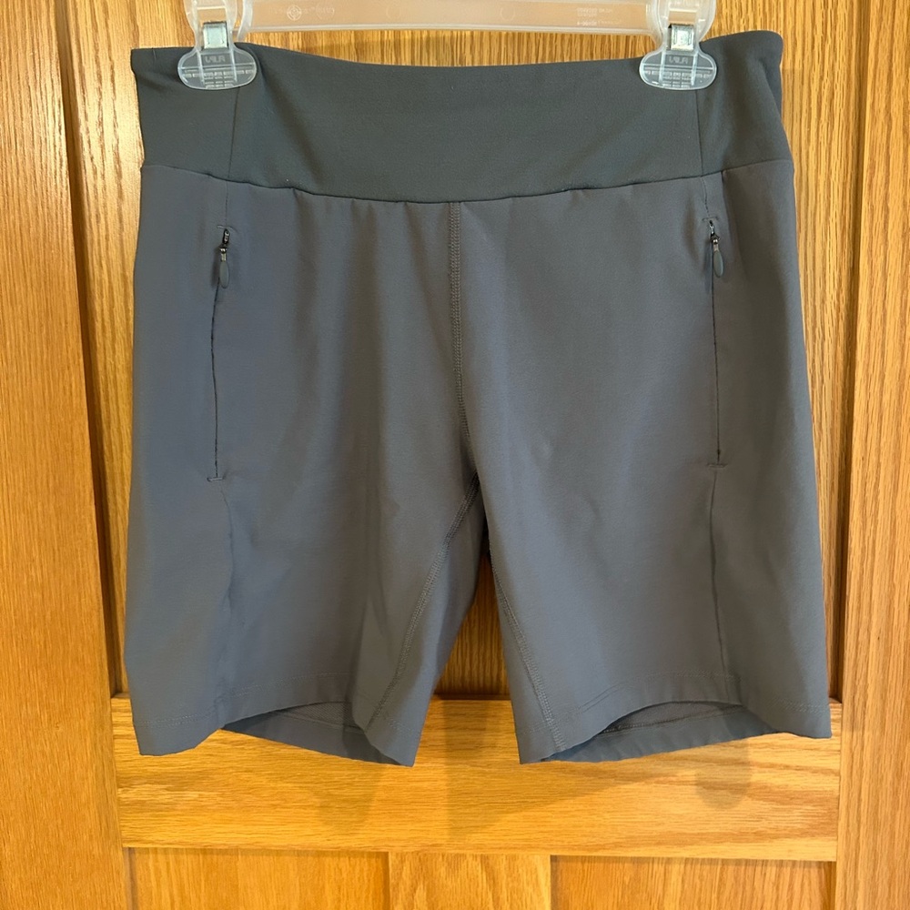 Columbia Women’s Gray Hiking Shorts S